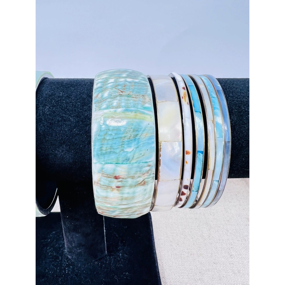 Vintage l Shell Multicolor Inlay Bangle & Cuff Bracelet Lot of 18 - Picture 6 of 16